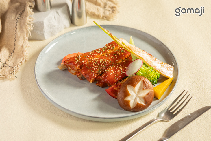 蜜汁烤豬肋排佐 BBQ 醬