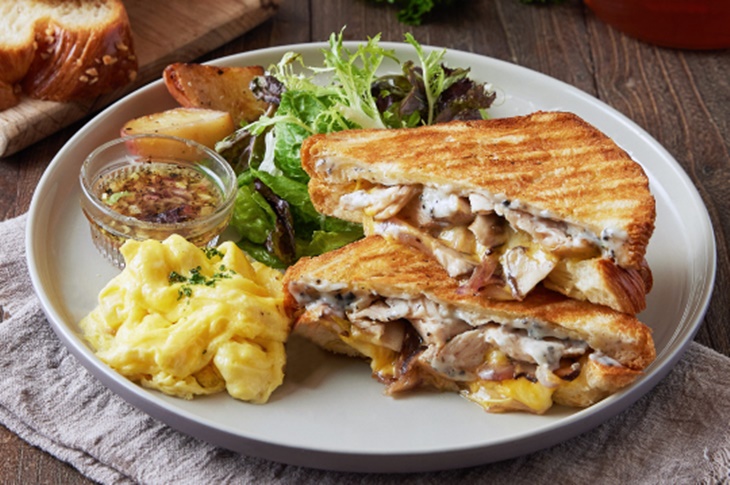 法式松露奶油雞熱壓丹麥起司早午餐