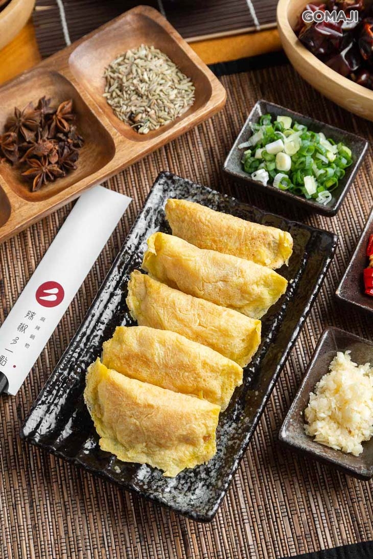 手工蝦仁干貝蛋餃