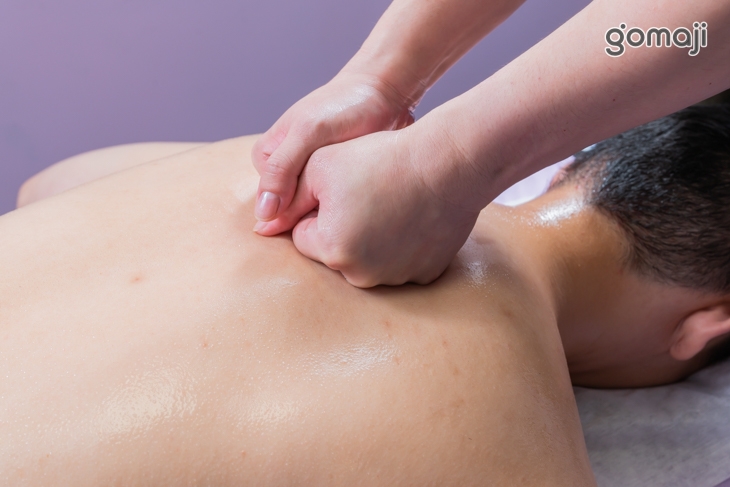 全身經絡芳香精油舒壓按摩手技