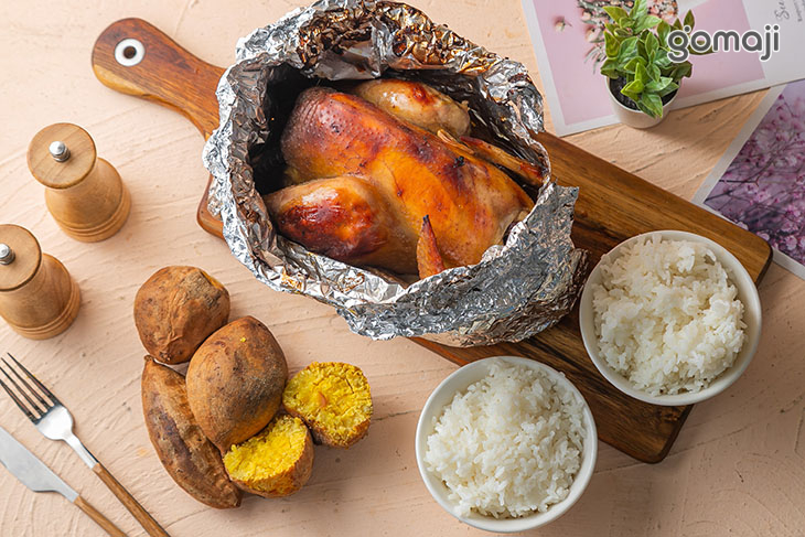 A.招牌窯烤全雞套餐