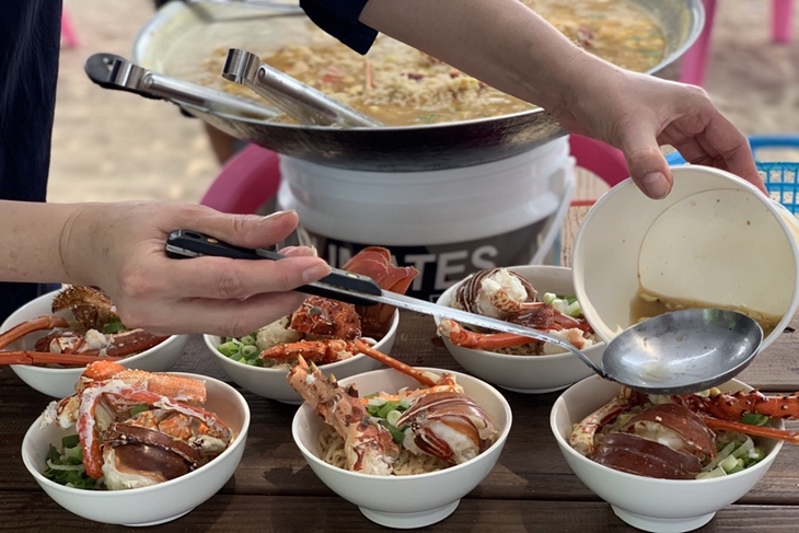 水上活動暢玩 龍蝦島抓龍蝦體驗一日遊