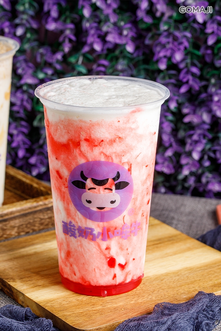 草莓酸奶多