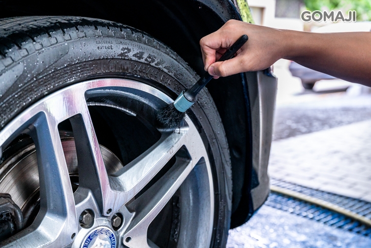 鋁圈深層鐵粉去汙垢