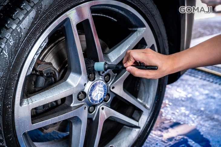 鋁圈深層鐵粉去汙垢