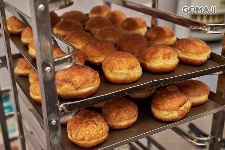 DONAZ QUEEN 多娜滋製造所