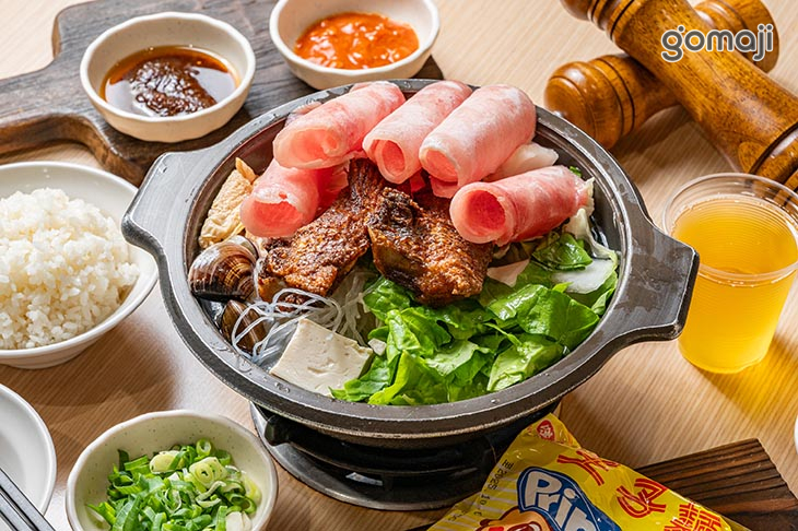 招牌魚下巴鍋