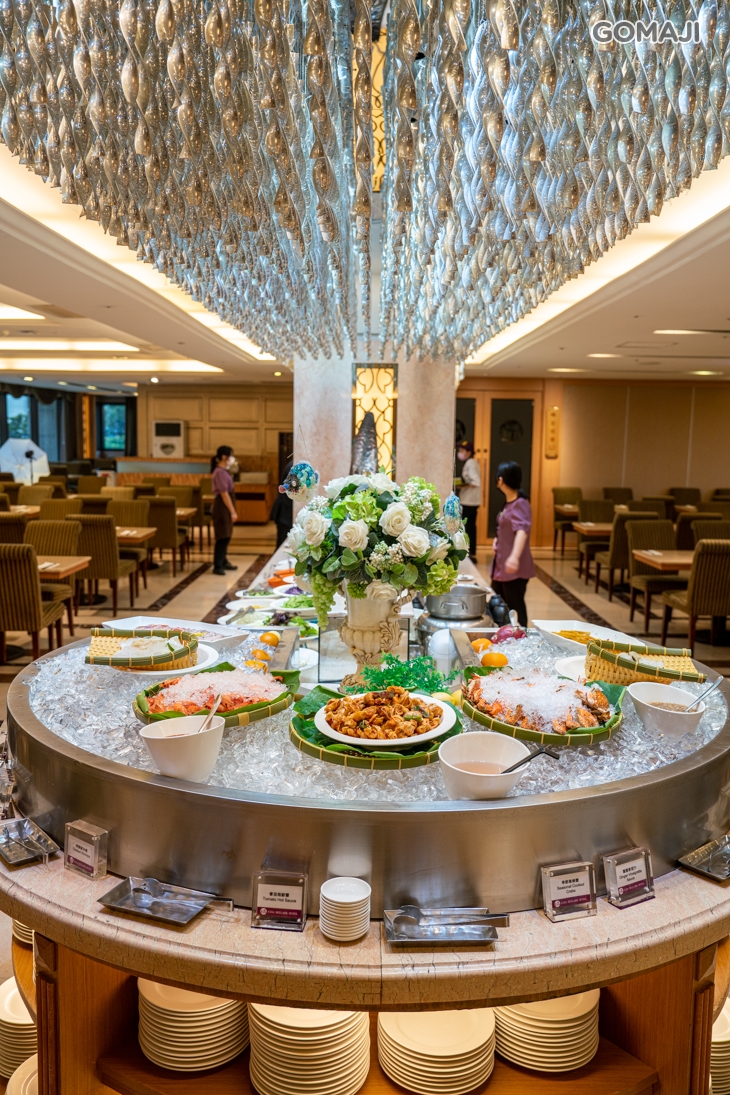 義大百匯自助餐廳