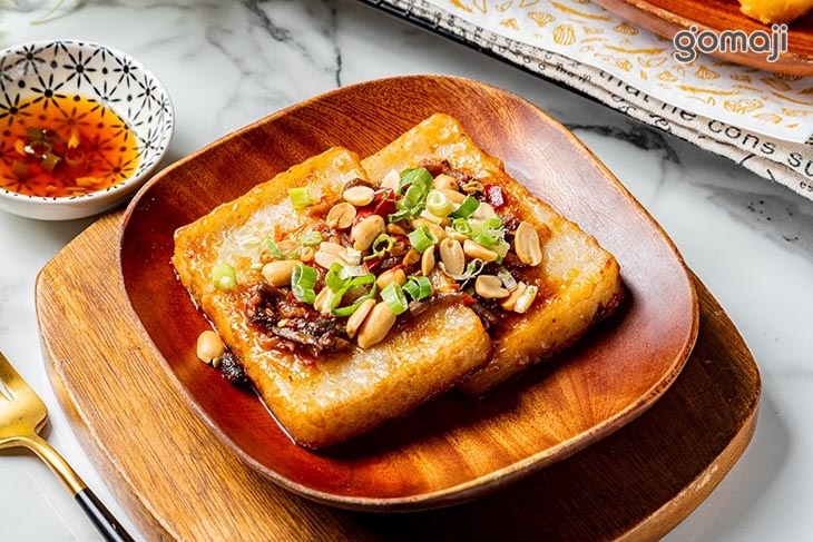 爆香魚丁蘿蔔糕