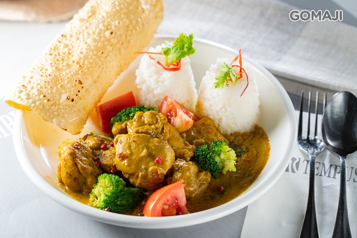 泰式咖哩雞飯一份 