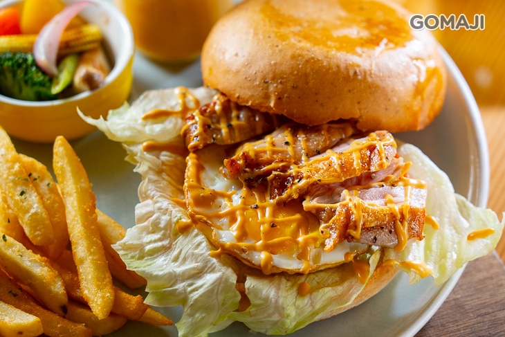 義式香料雞腿排漢堡