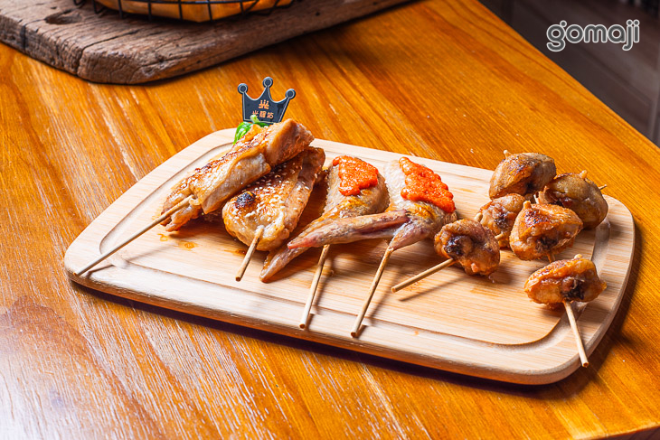 燒烤 (醬燒雞腿肉串、明太子烤雞翅、香酥雞屁股)