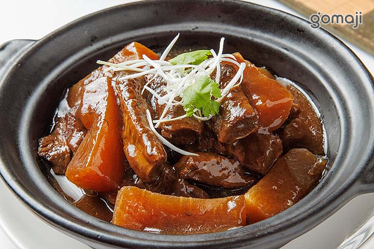 廣式柱侯悶牛腩煲