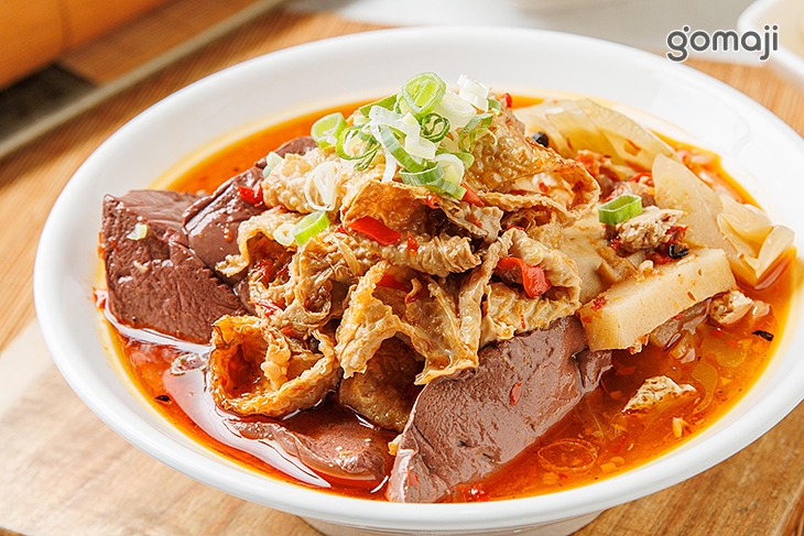 麻辣臭豆腐鴨血