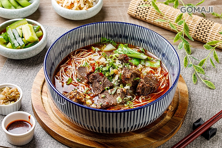 (湯底：紅燒+口感：牛肉+主食：手工麵)