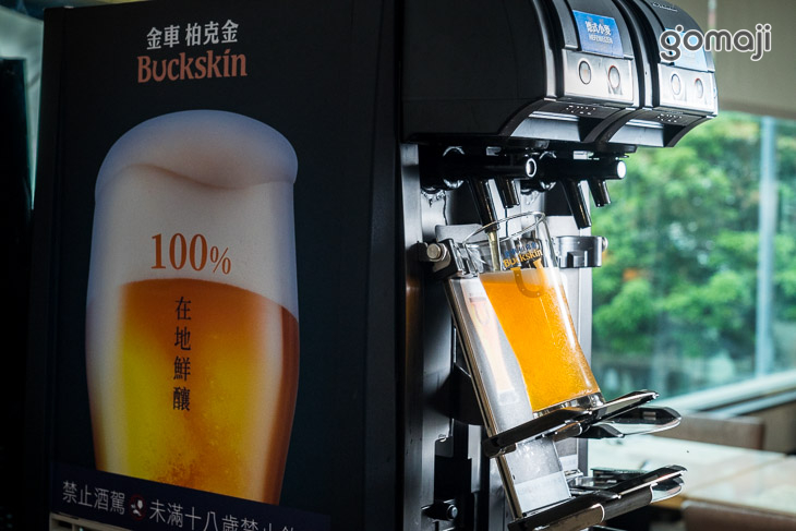 仲信金鬱金香酒店_品東西自助百匯