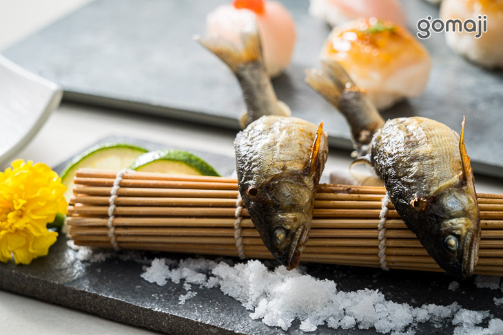 鹽烤香魚餐吃到飽