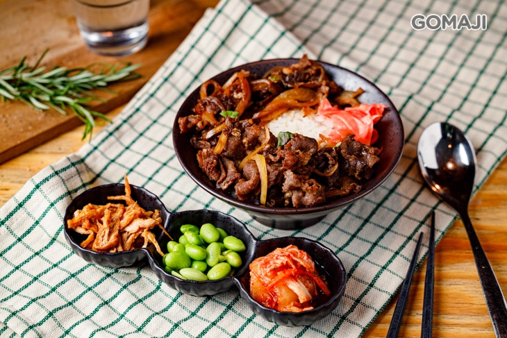 壽喜燒牛肉時蔬丼飯