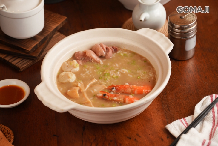 干貝土雞鮮蝦胞魚粥