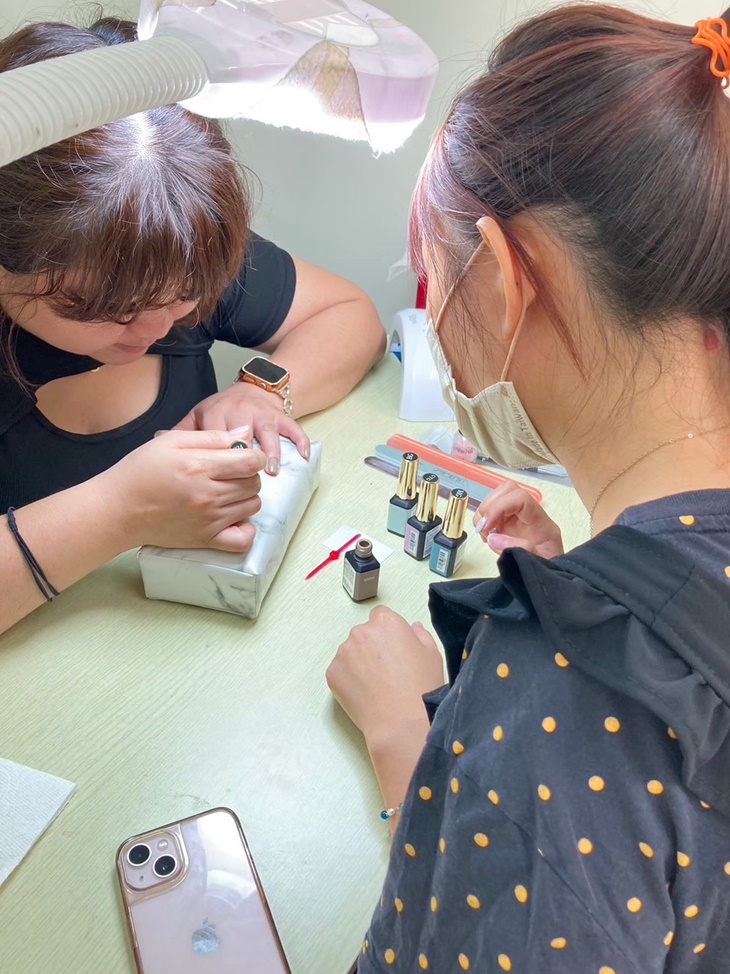 凝膠美甲體驗課程