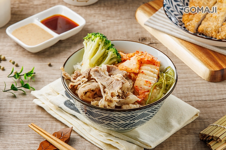 泡菜牛丼