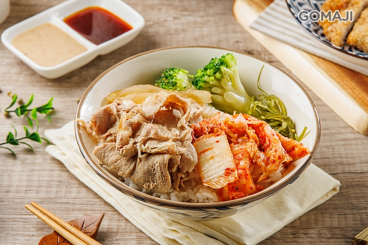 泡菜燒肉丼