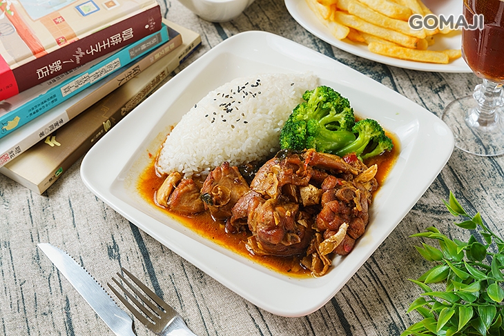 中式三杯雞肉飯