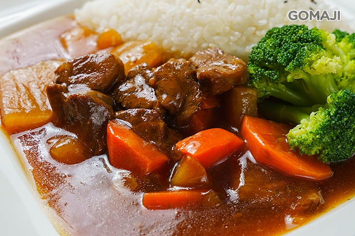 秘燉紅燒牛腩飯