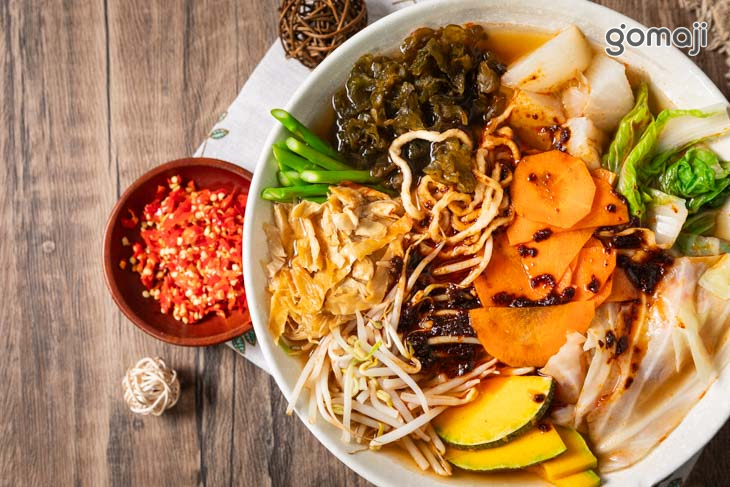 四川麻辣蔬菜麵