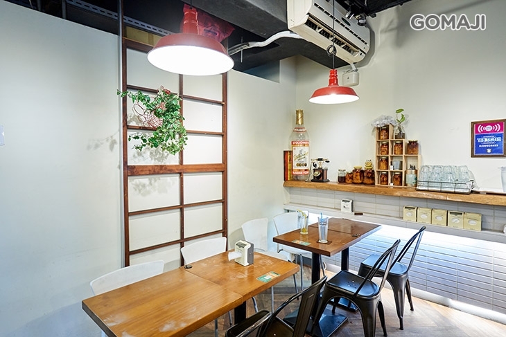 吃茶咖川味休閒餐飲 