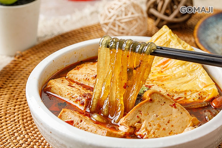 九葉青花椒豆腐酸辣粉煲