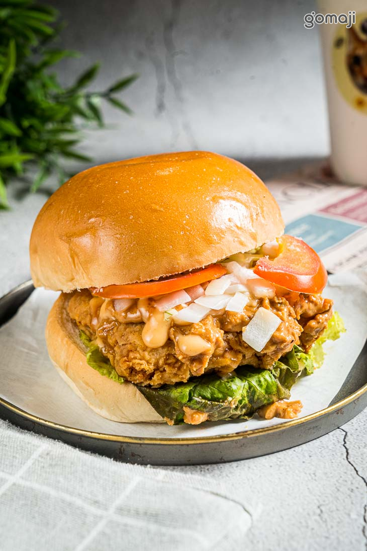 花生熔岩卡拉雞腿堡