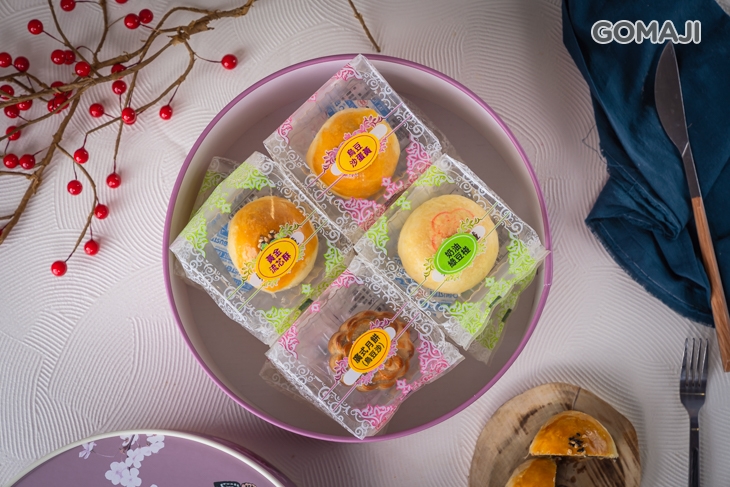 粉幸福(烏豆沙流芯酥二顆+烏豆蛋黃酥二顆+廣式月餅二顆+綠豆椪一顆) 