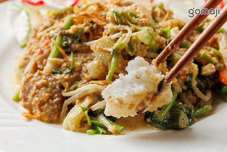 印尼沙拉(米糕+蔬菜)