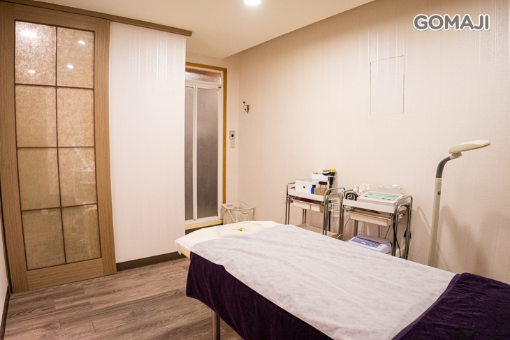 依珊依勢SPA美容