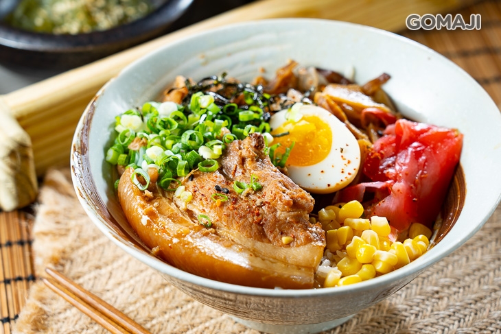 控肉飯