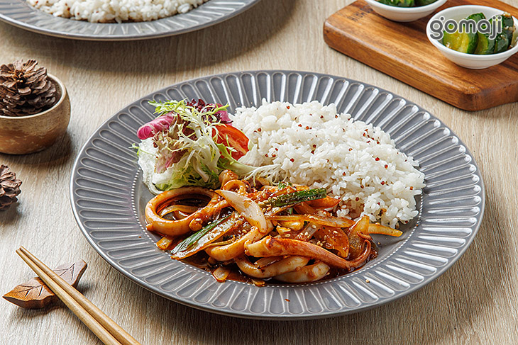 韓式辣炒魷魚定食