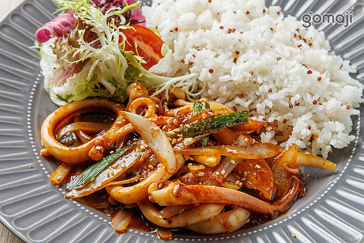 韓式辣炒魷魚定食