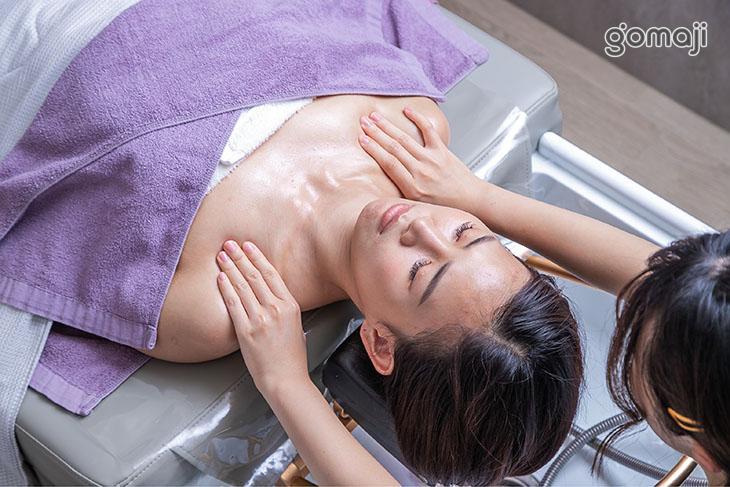 上半身經絡油壓