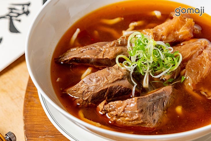 招牌經典牛肉麵