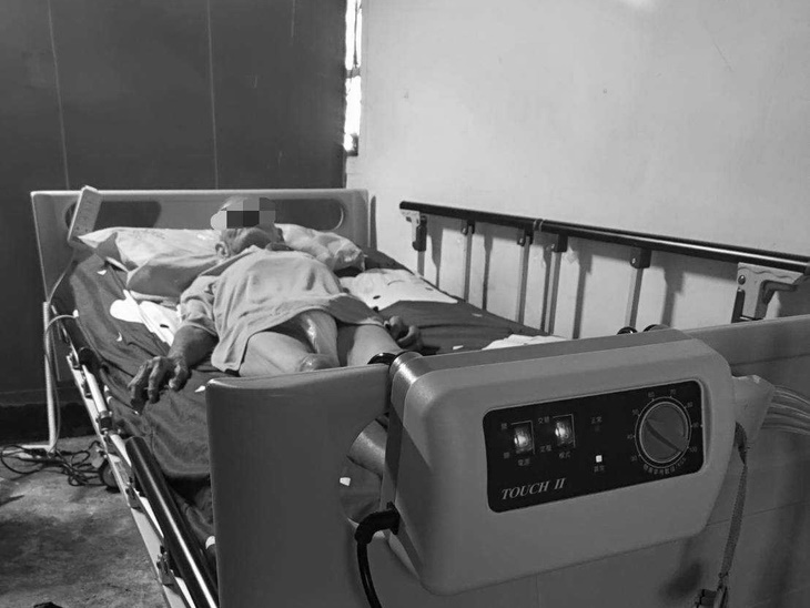 【經濟弱勢失能長輩家庭面臨的問題】