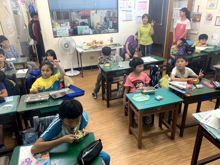 基隆逆境兒少營養餐點