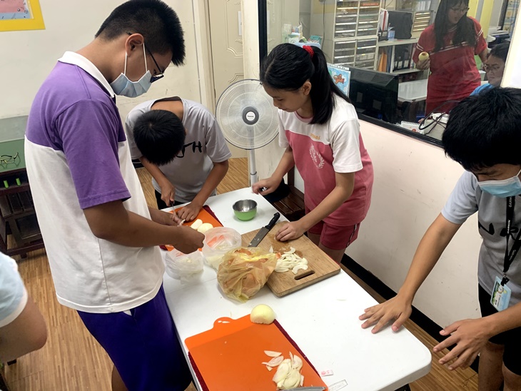 基隆逆境兒少營養餐點