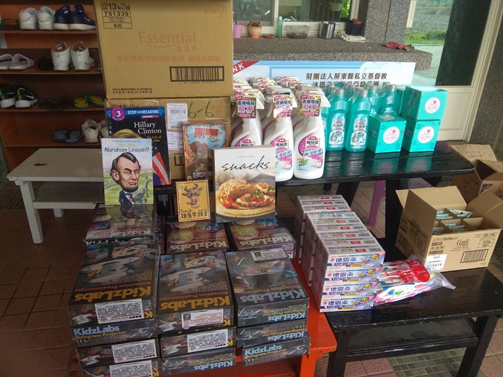 the ONE table一張桌子團隊