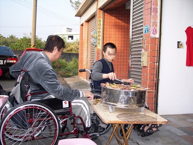 社團法人高雄三山脊損重建協會