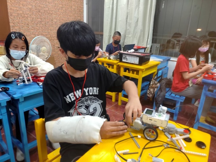 社團法人中華民國合家歡協會