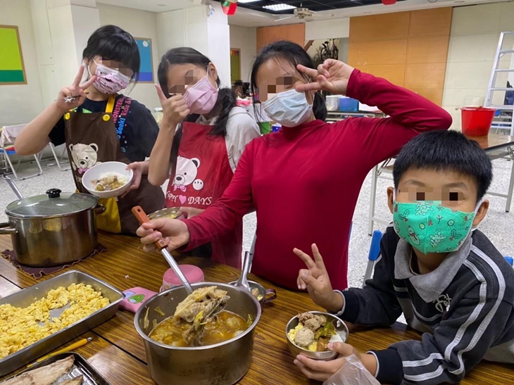 愛鄰社區服務協會