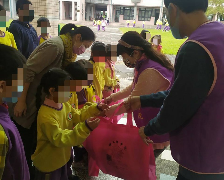 社團法人宜蘭縣有愚齋慈善共修協會