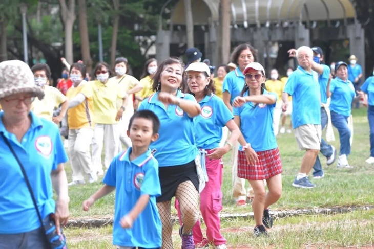 社團法人台灣全人關懷照護服務協會