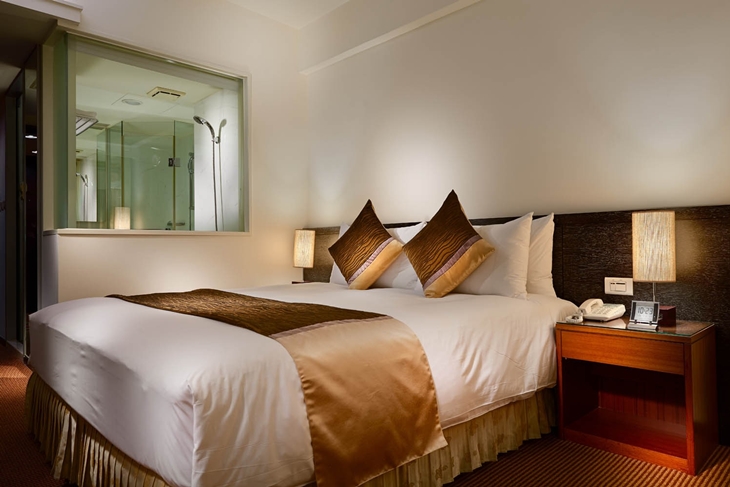 豪華客房(一大床/二床)